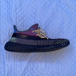 black reflective yeezys